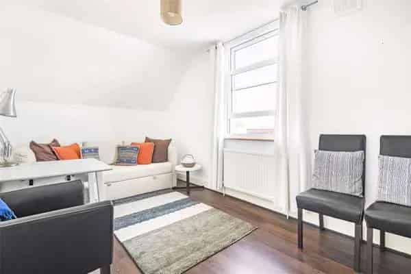 One Bedroom Apartment with Parking Westminster Road London