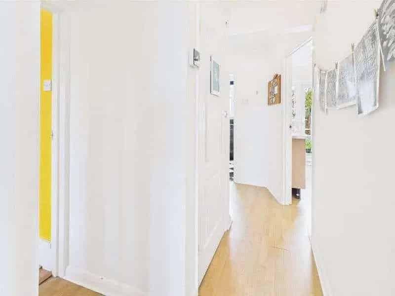 2 Bed Flat for Sale Caterham on the Hill