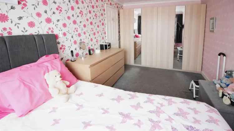 2 Bedroom Semi Detached Bungalow House to Rent