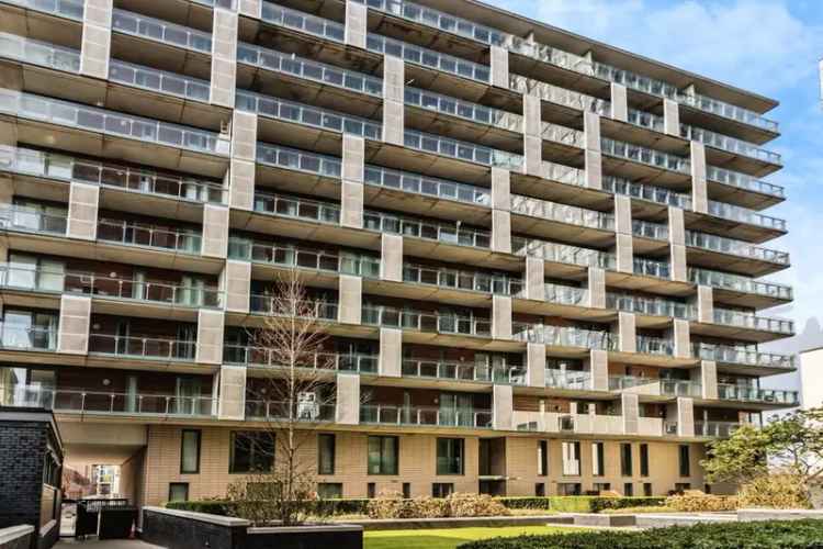 2 Bedroom Furnished Apartment Salford Spectrum Development