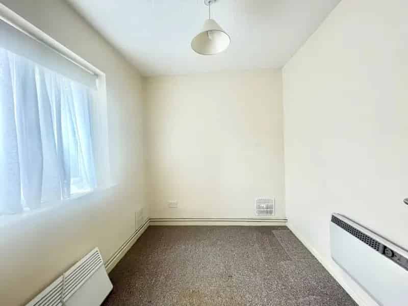 2 Bedroom Furnished Flat Llanishen Zero Deposit Available