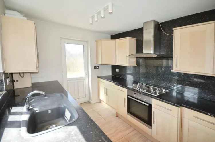 3 Bedroom Semi Detached House Chesterfield Derbyshire