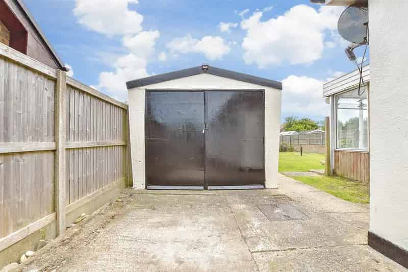 3 Bedroom Detached Bungalow for Sale Near Beach
