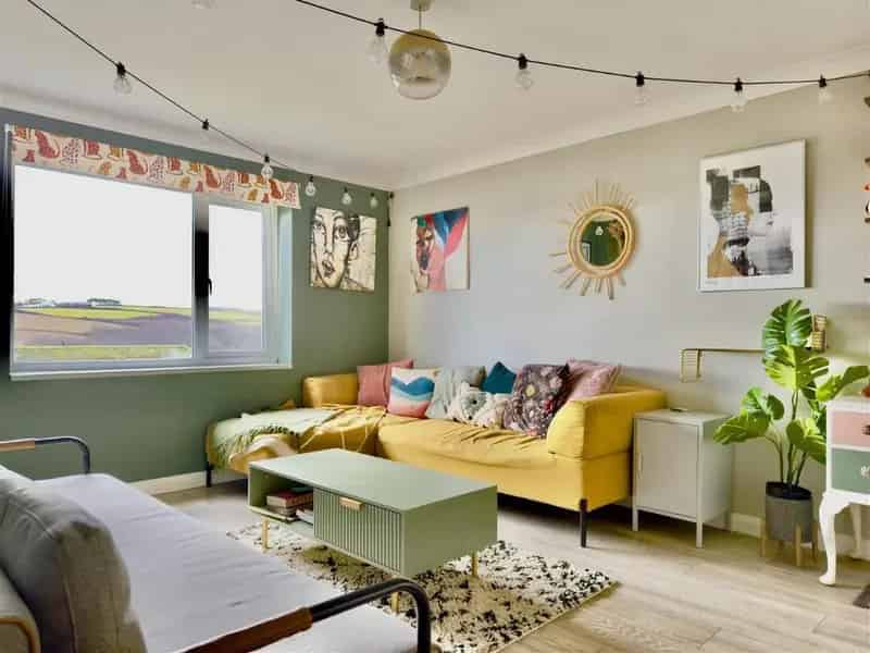 2 Bed Property for Sale