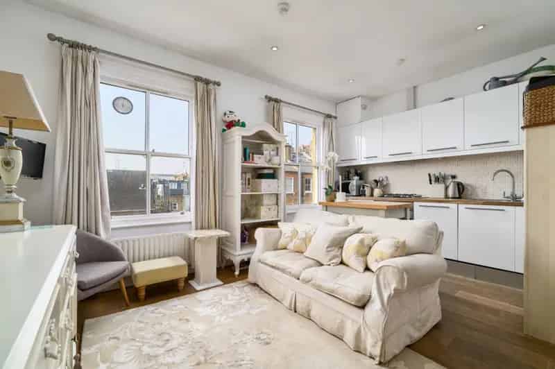 1 Bedroom Flat To Rent Available Now