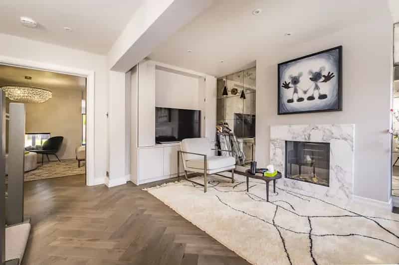 5 Bedroom Detached House for Sale in East Sheen