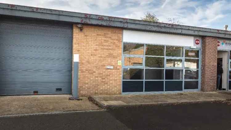 Warehouse Unit to Let Slough Trading Estate