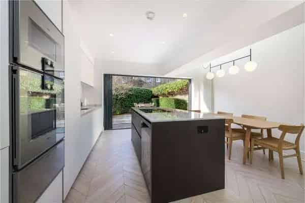 Victorian House London SW11 5 Beds 3 Baths 2550 sq ft