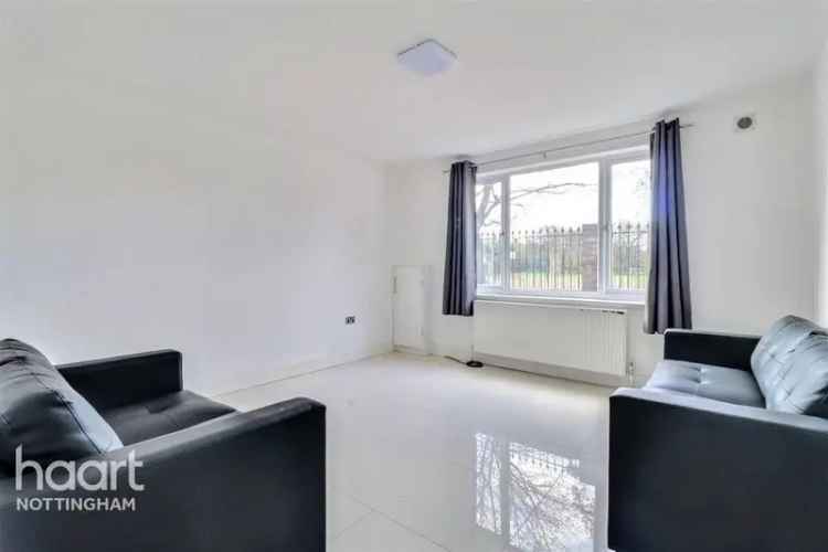 2 bedroom semi-detached house to rent