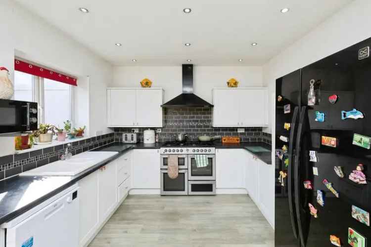 Four Bedroom Detached Cottage Spondon