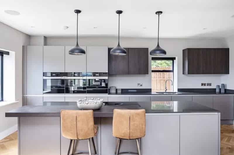 6 Bedroom Detached House for Sale in Brighton