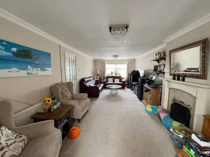 4 Bed Detached House For Sale