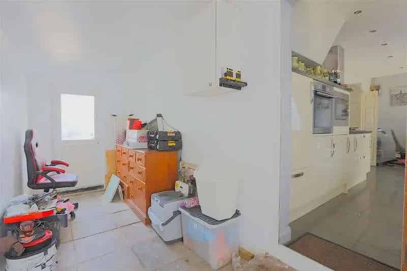 3 Bed Semi-Detached House For Sale