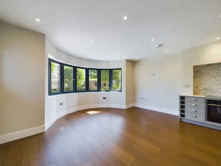 One Bedroom Apartment Brondesbury Park