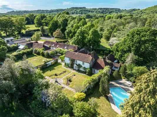 3-4 Bedroom Period Farmhouse with Detached Cottage and Extensive Grounds in West Sussex