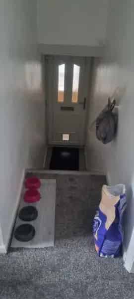 Spacious 2-Bedroom Flat Deal Off Road Parking Central Heating