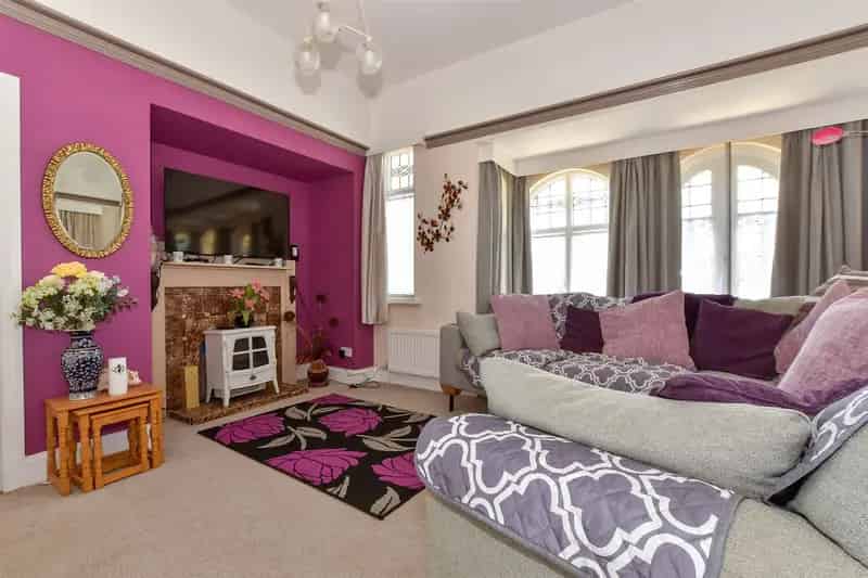4 Bedroom Detached Bungalow for Sale in Sandown