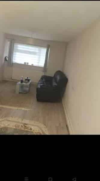 1-Bedroom Flat Swap Borehamwood - Seeking Council Right to Buy in North London