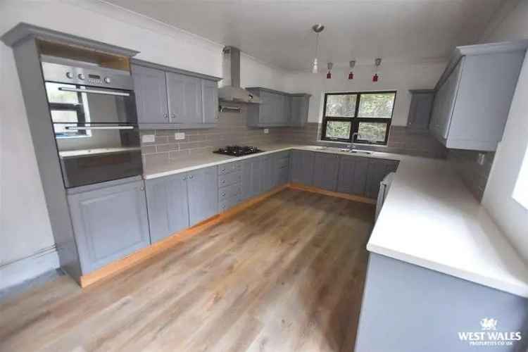7 Bed House for Sale - Family Home or HMO Opportunity