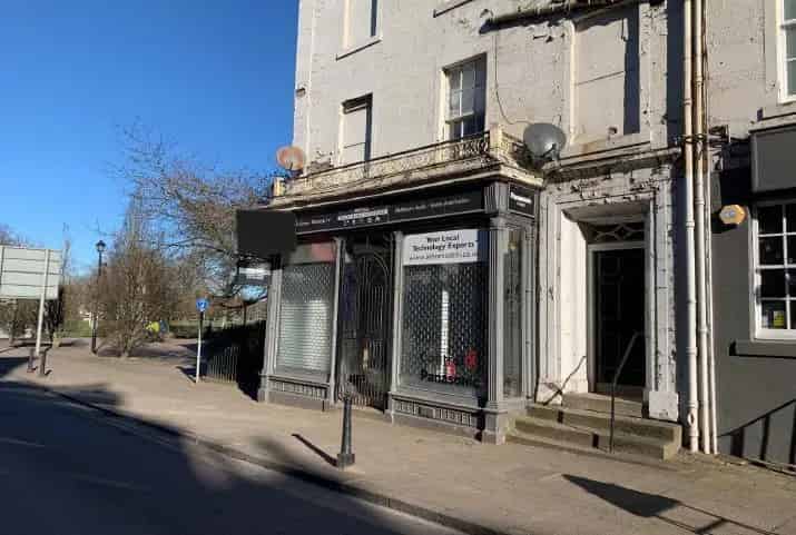 Ground Floor & Basement Commercial Unit - Charlotte Street