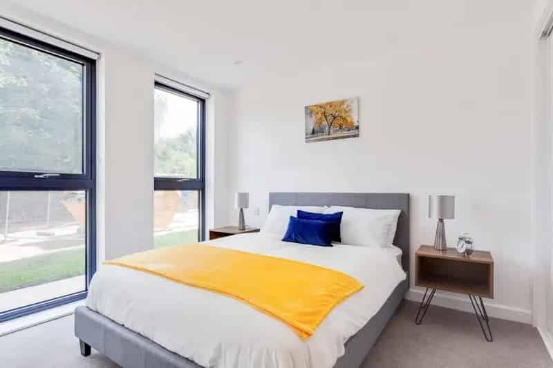 1 Bedroom Serviced Apartment for Young Professionals