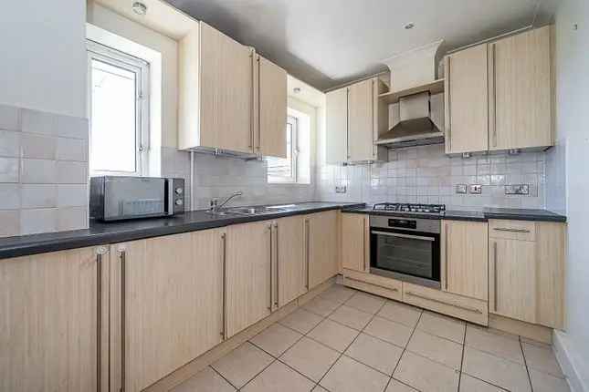 Flat for sale in Carnwath Road, London SW6