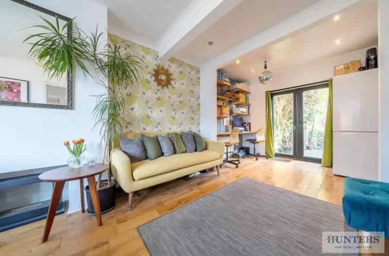 3 Bedroom House For Sale Near Abbey Wood Plumstead and Welling