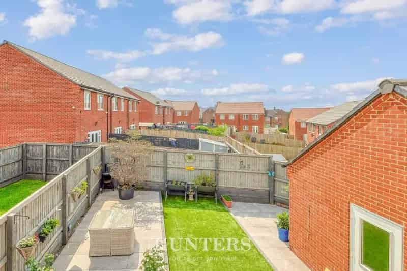 4 Bed House for Sale Middleton Freehold Detached Garage Off Road Parking