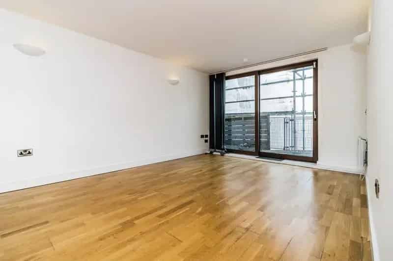 2 Bedroom Flat for Sale Manchester M4 - Advent Development