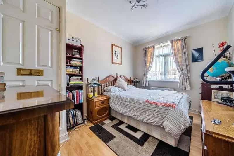 3 Bed House for Sale in Portsmouth