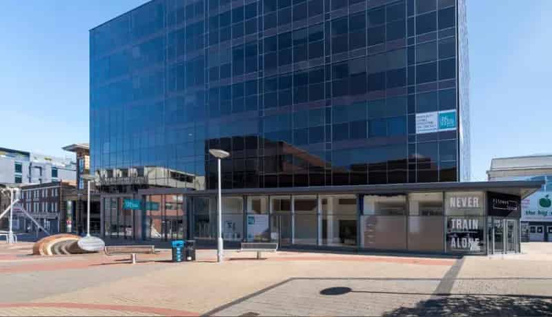 Modern Woking Office Suites Near Train Station