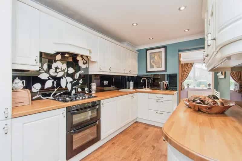 3 Bed Semi-Detached House in North Yorkshire Village