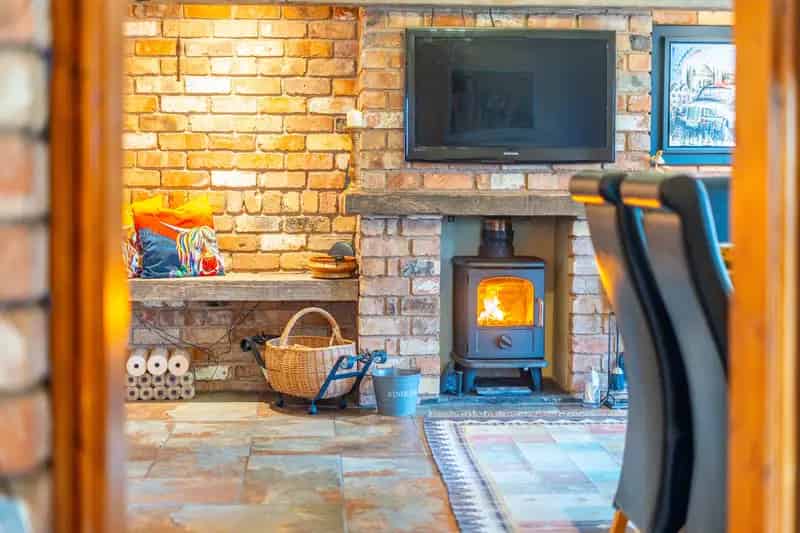 4 Bedroom Semi-Detached House for Sale Harvest Hill Lane Allesley