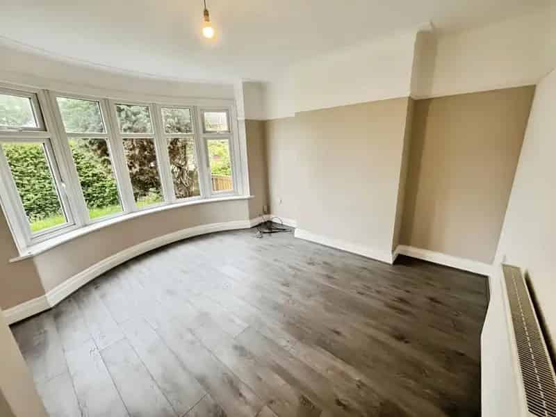3 Bedroom Semi Detached House to Rent Stretford Manchester