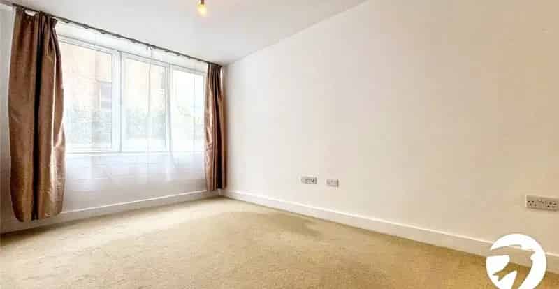 1 Bedroom Flat to Rent - Modern Apartment with Integrated Kitchen