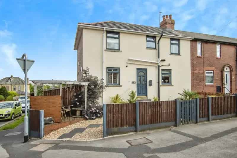 3 Bedroom End Terrace House for Sale Morley West Yorkshire