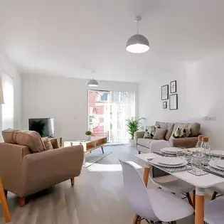 2 Bedroom 236 m² Manchester Flat