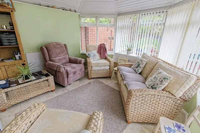 4 Bedroom Semi-Detached House for Rent
