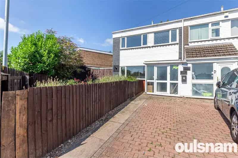 3 Bedroom End Terrace House for Sale Cash Buyers Only Low Lease Northfield