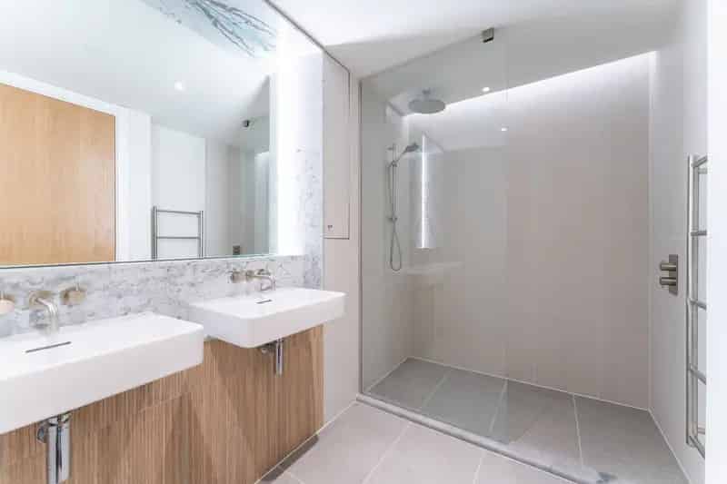 Luxury 3-Bed Apartment in St James Quarter Edinburgh
