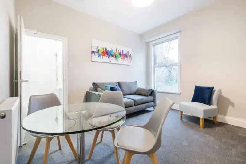 3 Bedroom Flat to Rent