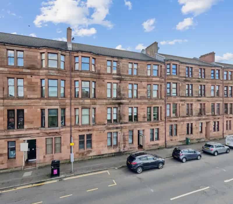 1 Bedroom Apartment near Holmlea Park Mount Florida