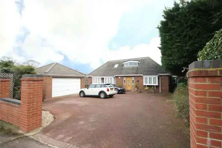 5 bedroom detached house for sale