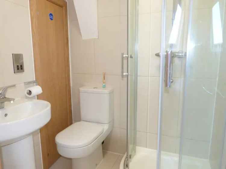 1 Bedroom Flat Share to Rent in Gloucester