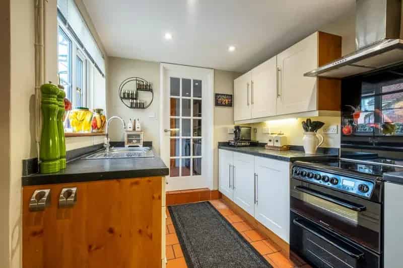 Charming 3-Bedroom Period Cottage Hepworth Diss