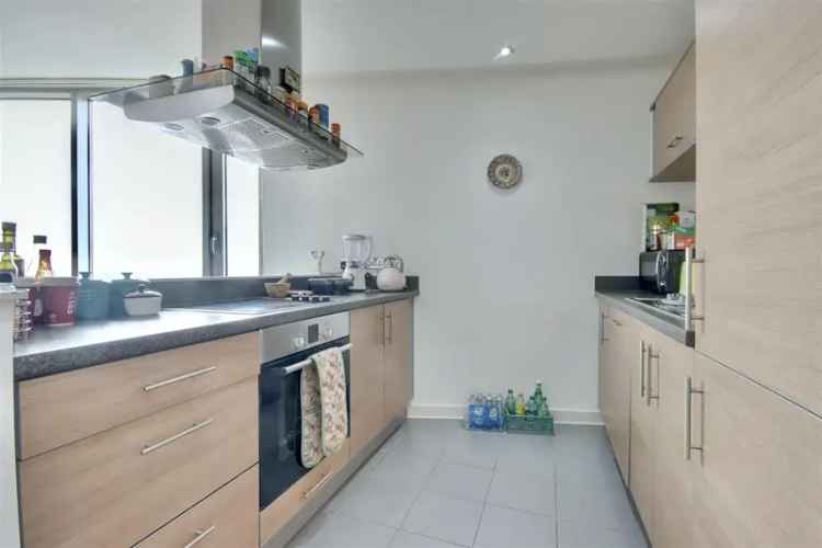 2 Bedroom Apartment City Views Admiralty Tower