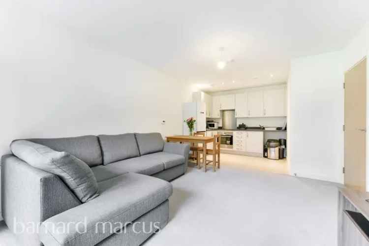 Ground Floor One Double Bedroom Ultra Modern Apartment