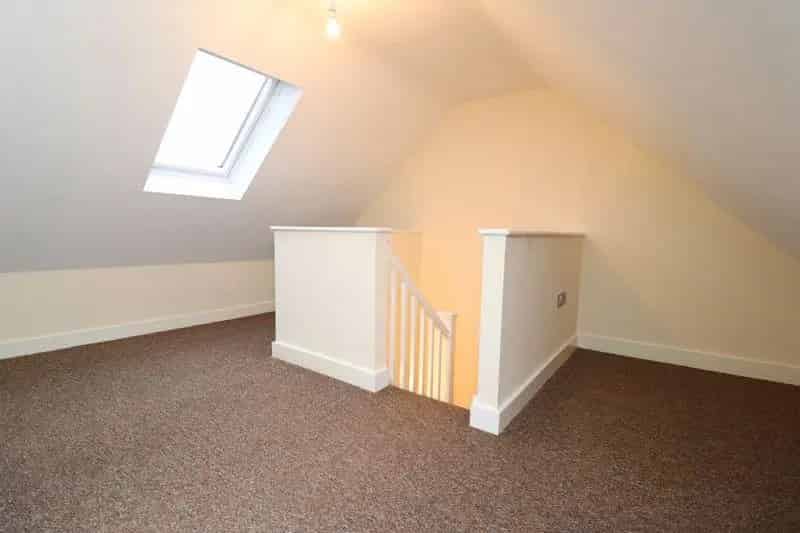3 Bedroom Townhouse to Rent Near Gloucester Train Station