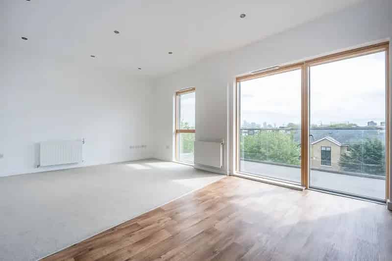 2 Bedroom Ground Floor Flat for Sale near Burgess Park