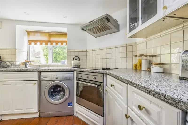 1 Bedroom Flat for Sale Boscombe Spa Bournemouth Allocated Parking